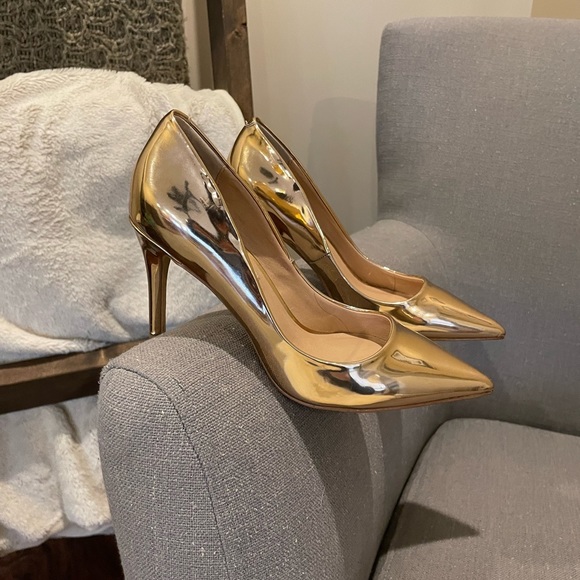 New metallic Steve Madden heels - Picture 3 of 5